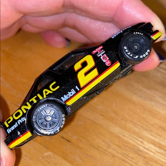 Matchbox 1991 Mattel car toy Pontiac Grand PRIX - Picture 5 of 9